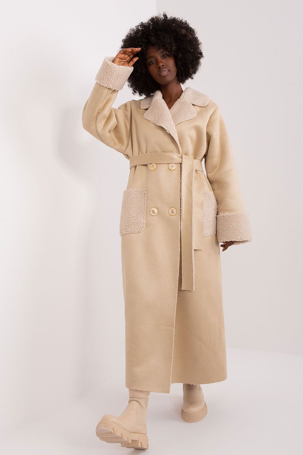 Coat model 191137
